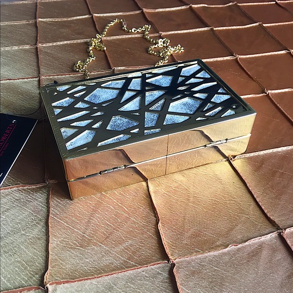 Sondra Roberts Gold Clutch - Picture 3 of 9